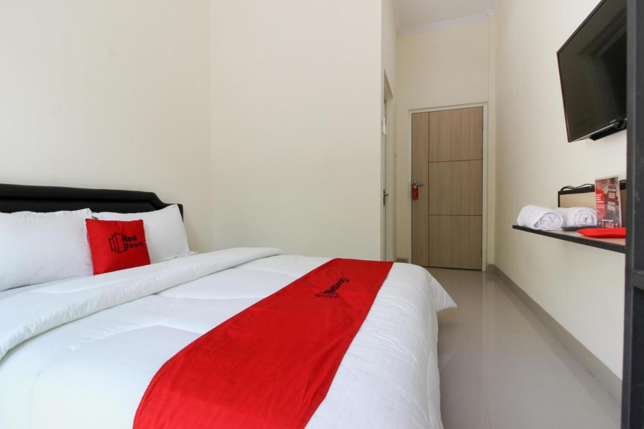 Reddoorz Near Jogja City Mall 3 Sleman  Exteriör bild